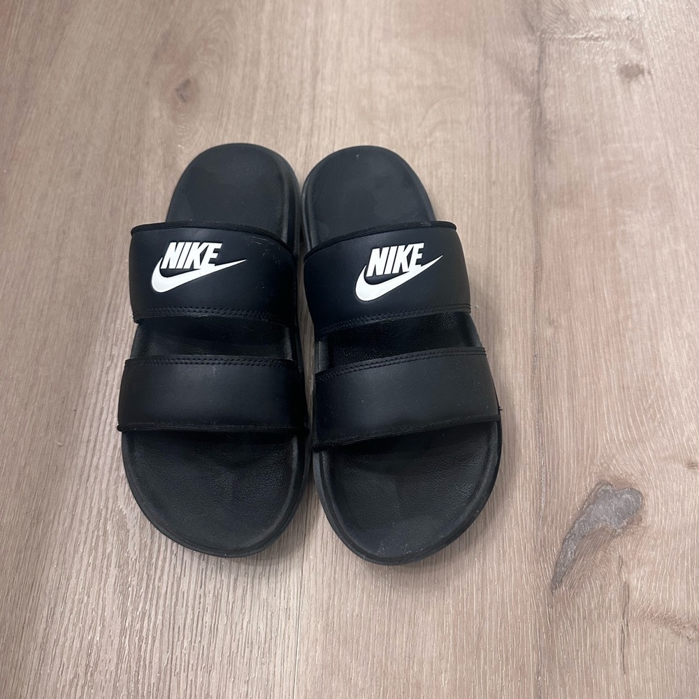 Nike Women’s Black Dual-Strap Slides